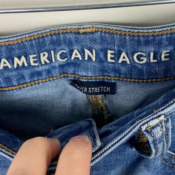 American Eagle Super Hi-Rise Jegging Size 4 Short High Waist Stretch Jeans Denim - Picture 5 of 11